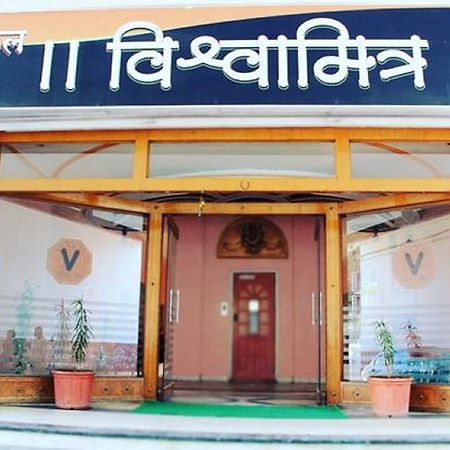 Hotel Vishwamitra Lātūr 외부 사진