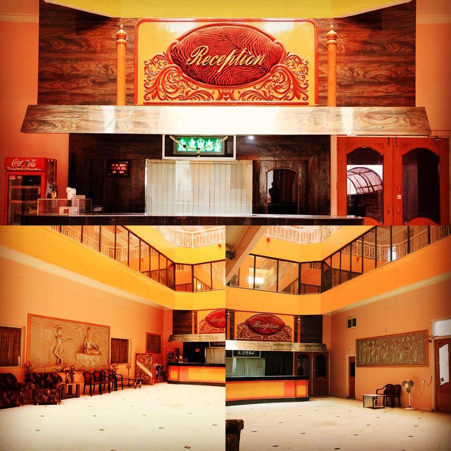 Hotel Vishwamitra Lātūr 외부 사진